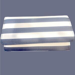 Kut from the Kloth Wallet